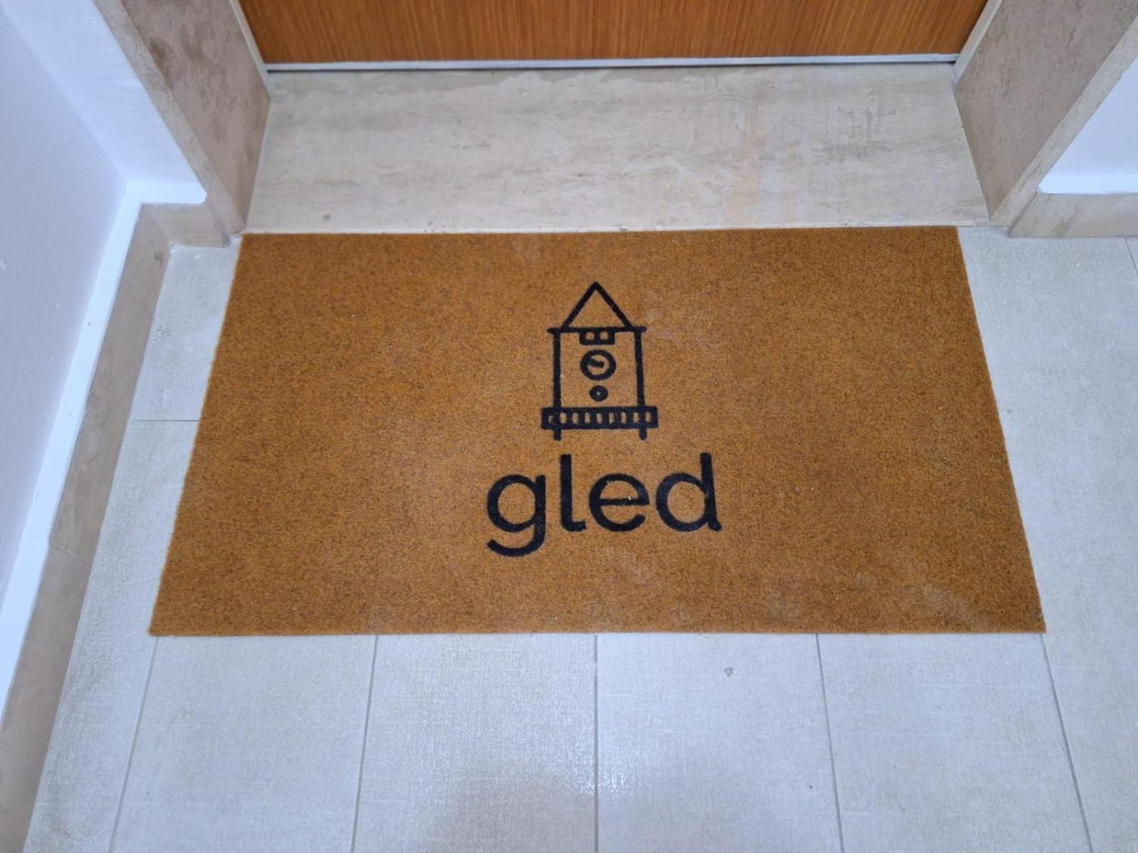Gled Studioflat Apartament *